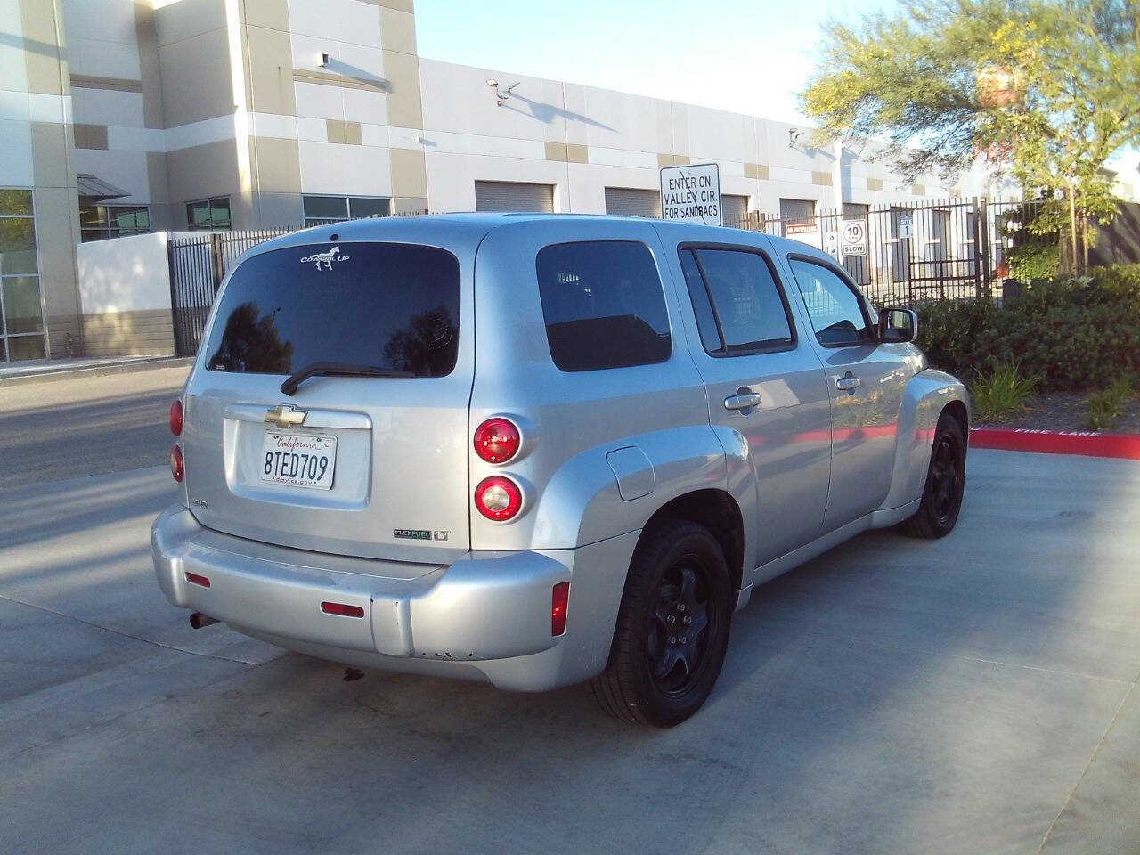 Used 2010 Chevrolet HHR LT image 11