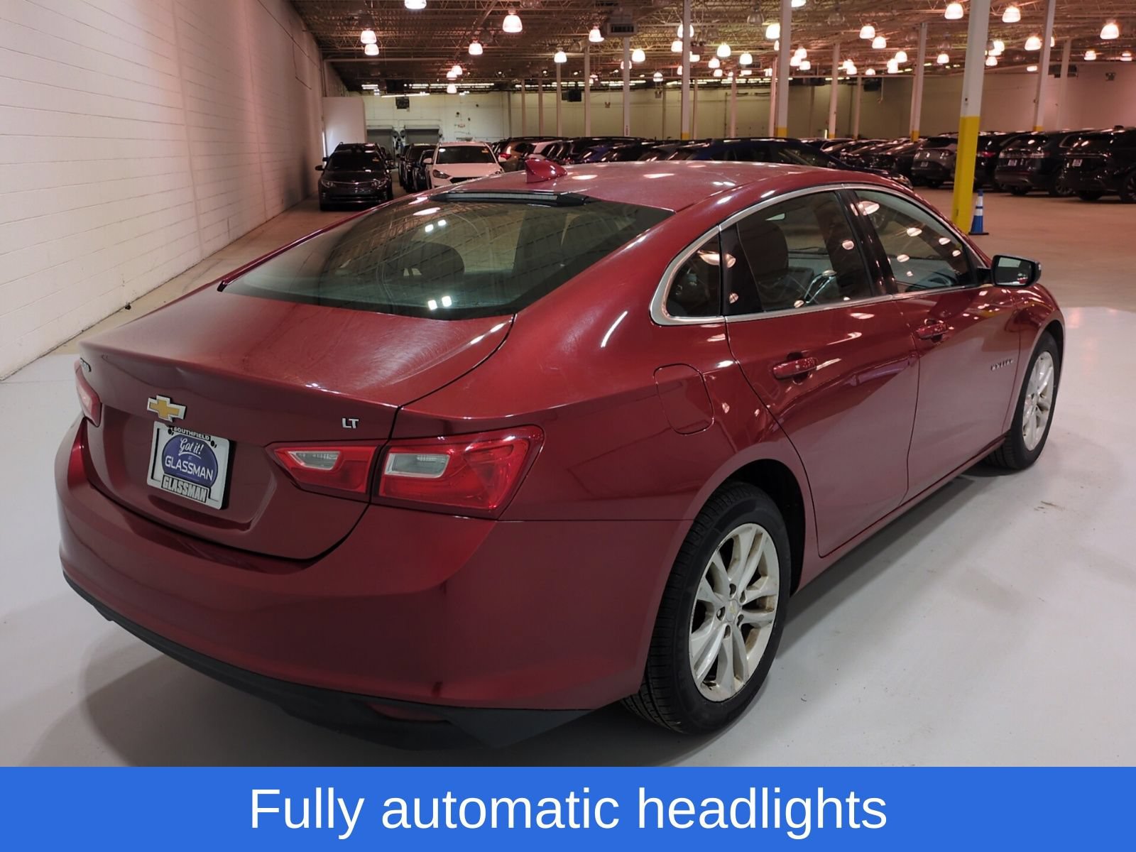 Used 2016 Chevrolet Malibu LT FWD image 3