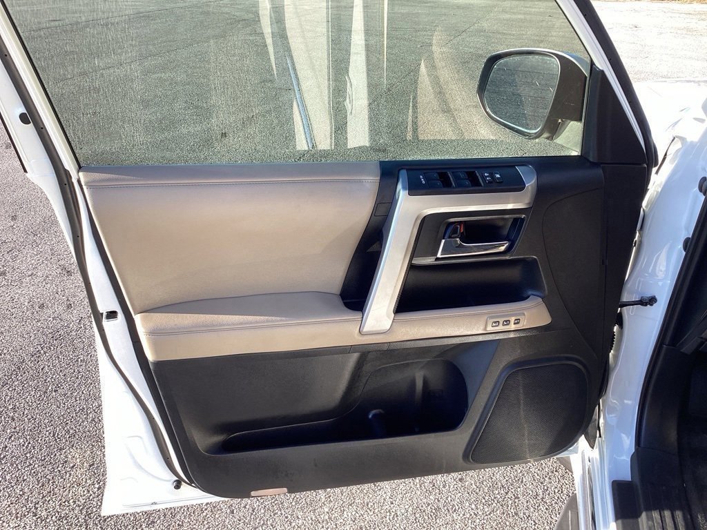 Used 2018 Toyota 4Runner Limited image 21