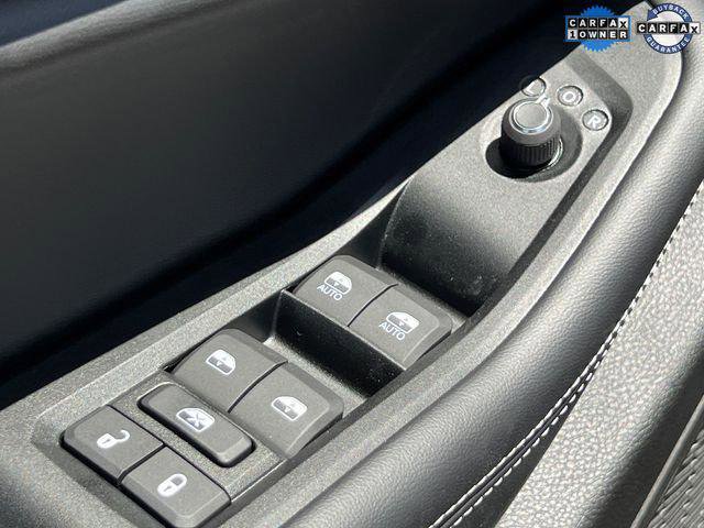 Certified 2025 Jeep Grand Cherokee Laredo X image 23