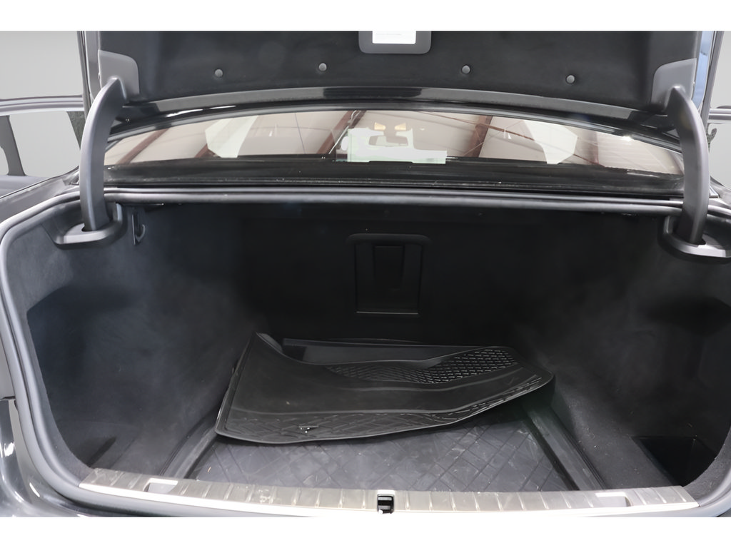 Used 2020 BMW 740i xDrive w/ Premium Package AWD/4WD image 27