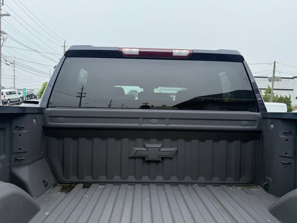 Used 2024 Chevrolet Silverado 1500 Custom Trail Boss w/ LPO, Dark Essentials Package AWD/4WD image 30