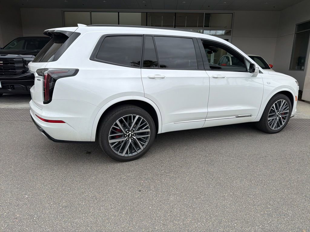 Certified 2024 Cadillac XT6 Sport AWD/4WD image 9