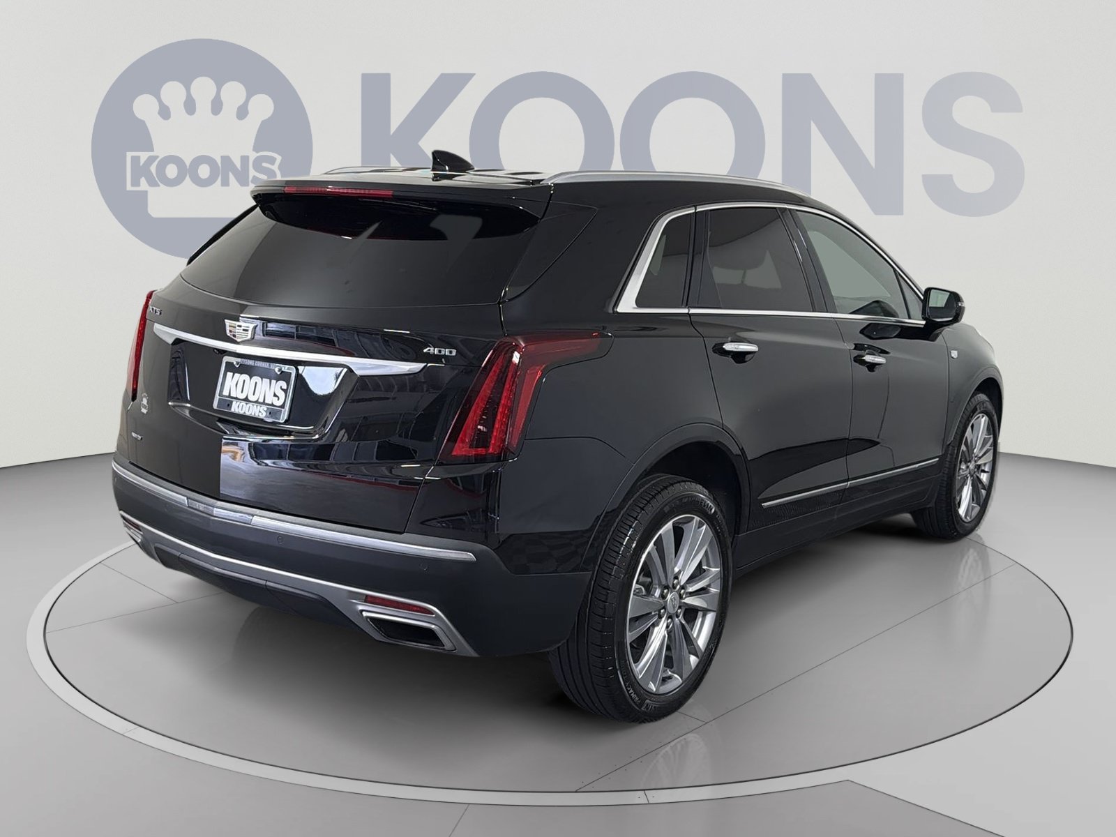 Used 2024 Cadillac XT5 Premium Luxury w/ LPO, Floor Liner Package AWD/4WD image 7