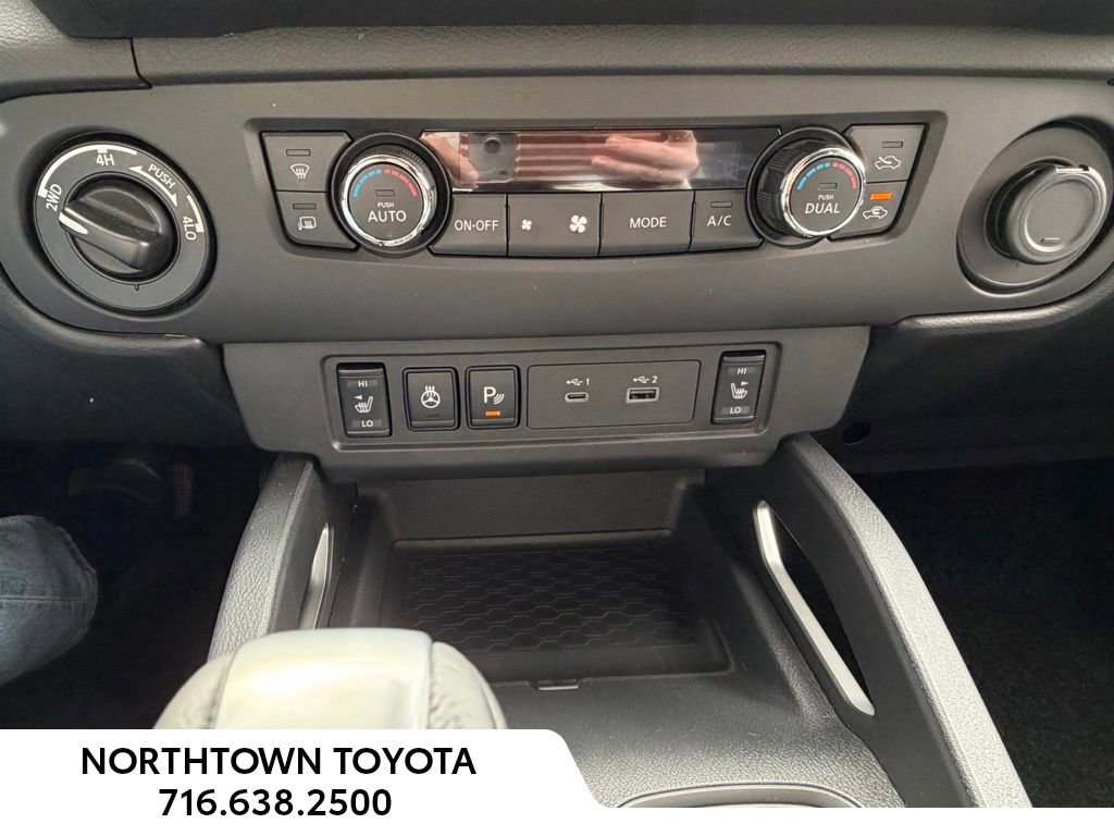 Used 2025 Nissan Frontier SV w/ SV Convenience Package AWD/4WD image 11
