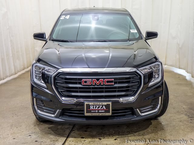 Used 2024 GMC Terrain SLE FWD image 7