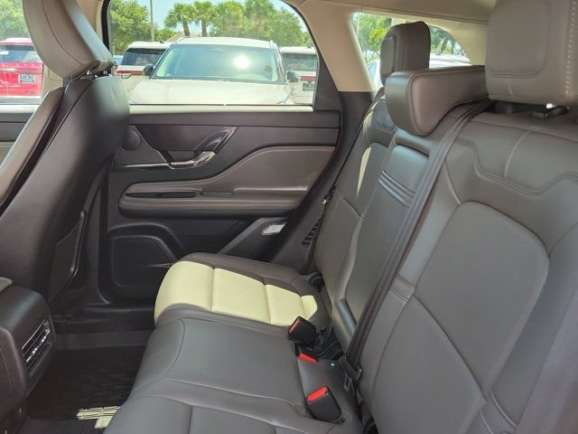 Certified 2025 Lincoln Corsair Reserve FWD image 18