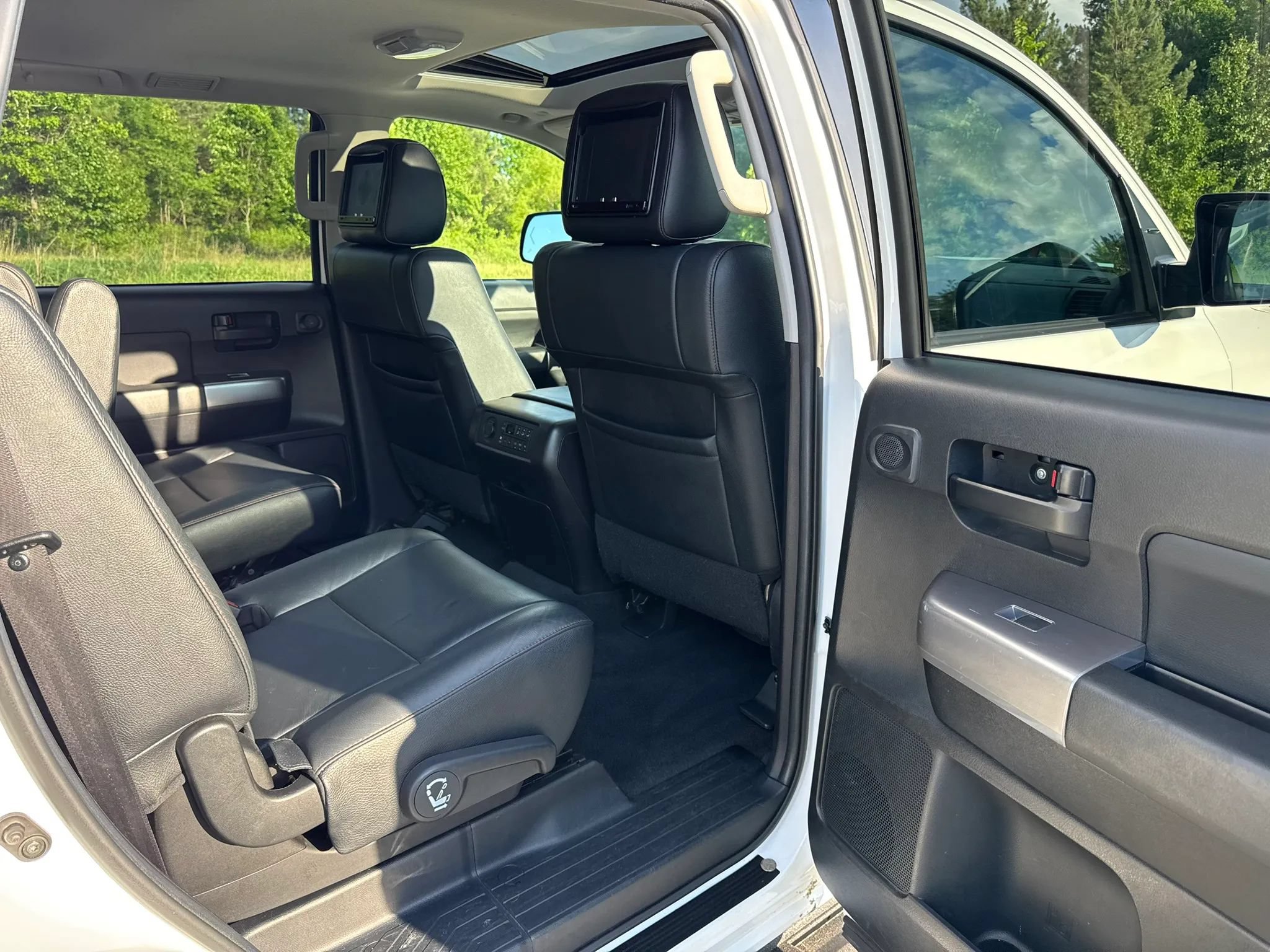 Used 2021 Toyota Sequoia TRD Pro AWD/4WD image 12
