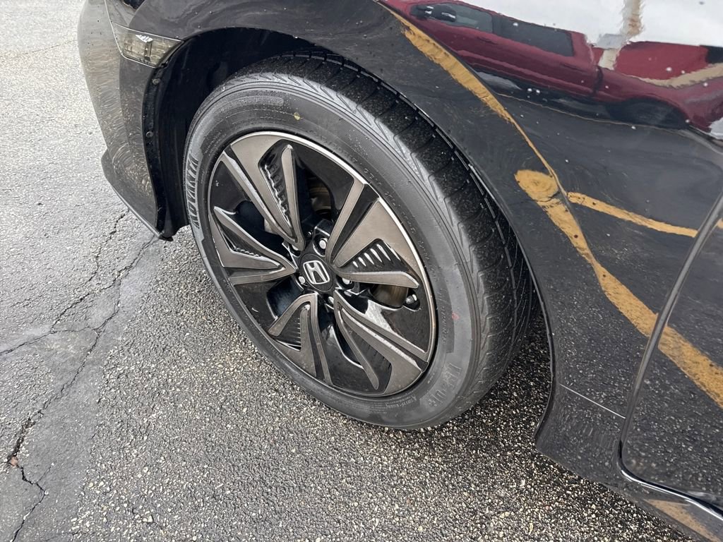 Used 2018 Honda Civic EX image 13