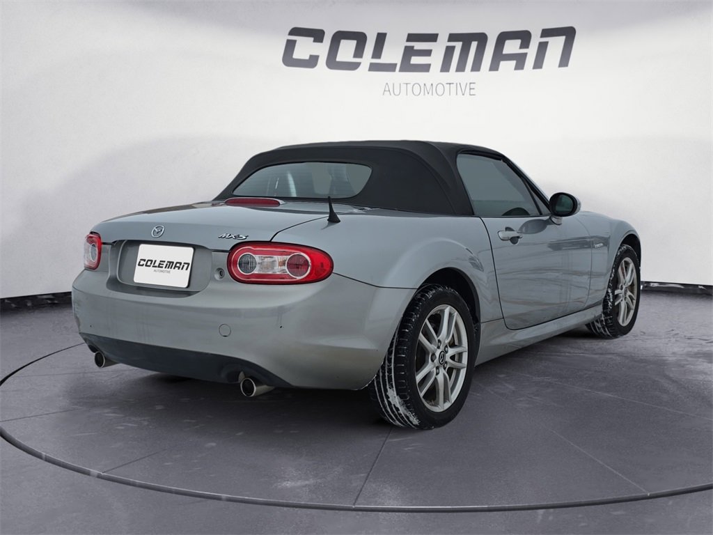 Used 2013 MAZDA MX-5 Miata Sport image 5