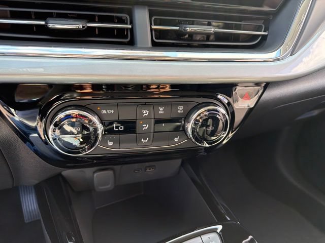 New 2026 Chevrolet Trax LT w/ Driver Confidence Package FWD image 20