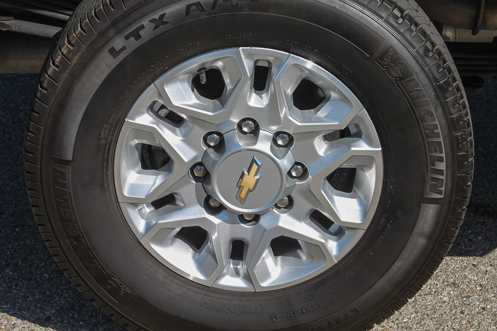 Used 2024 Chevrolet Silverado 2500 LTZ image 11