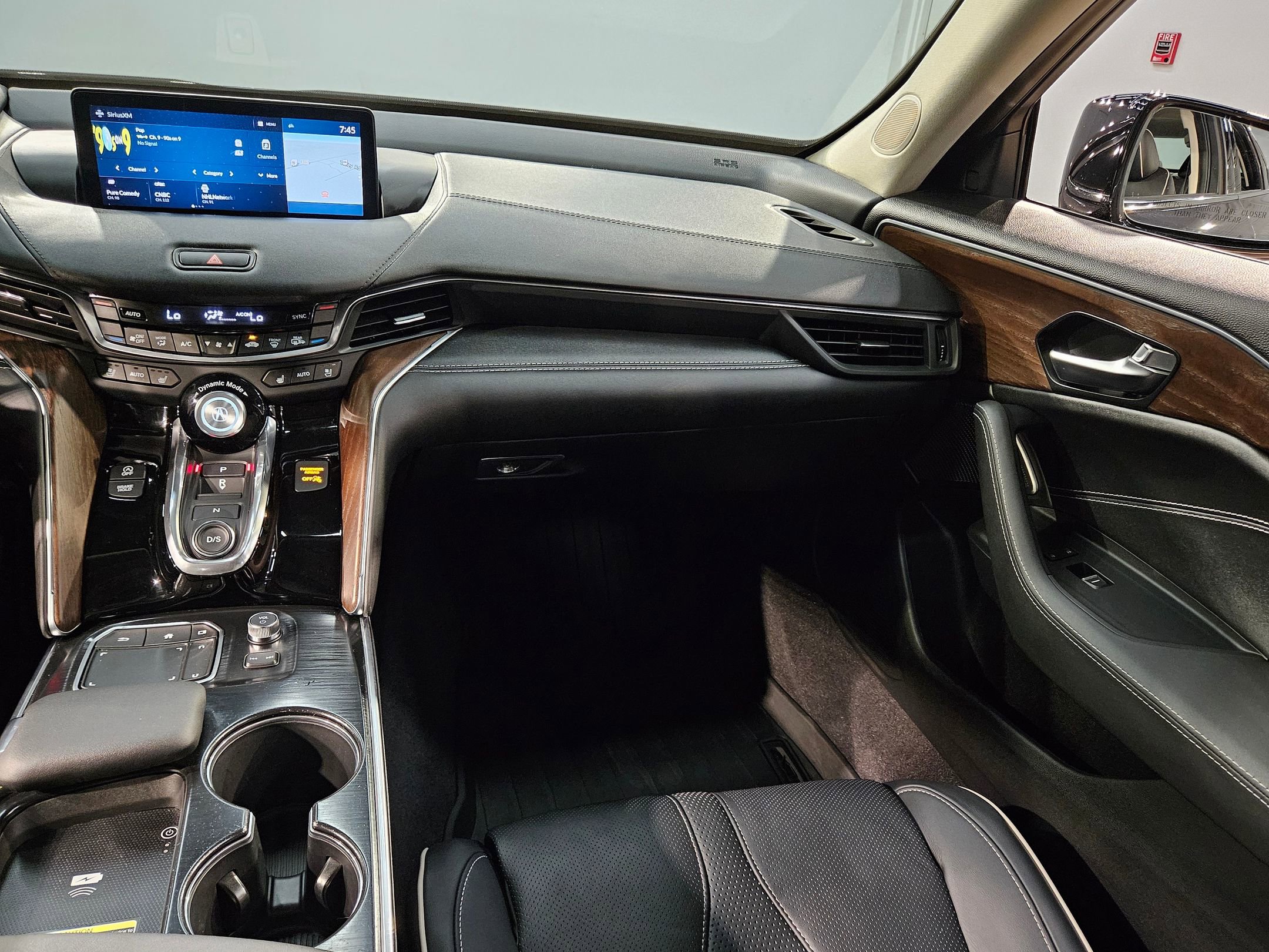 Used 2021 Acura TLX w/ Advance Package image 11