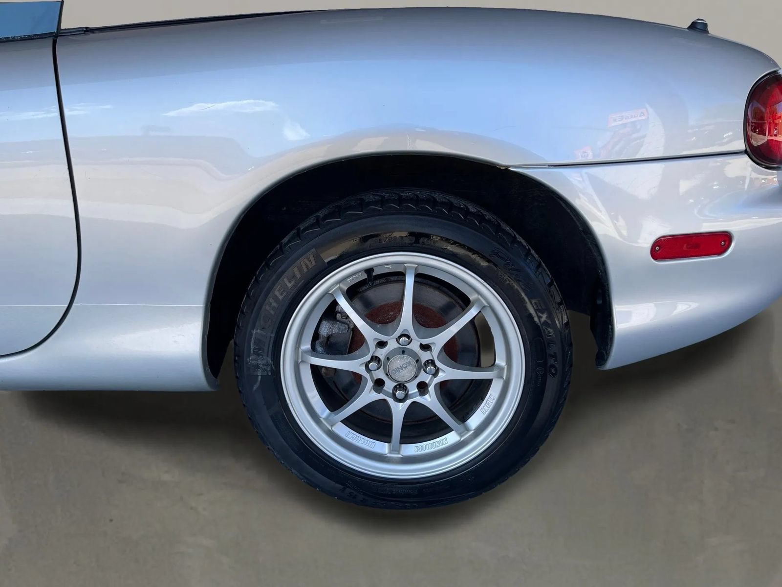 Used 2001 MAZDA MX-5 Miata LS RWD image 10