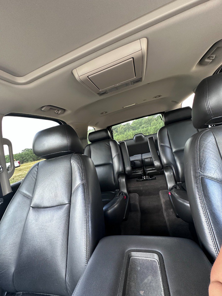 Used 2010 Chevrolet Tahoe LTZ RWD image 31