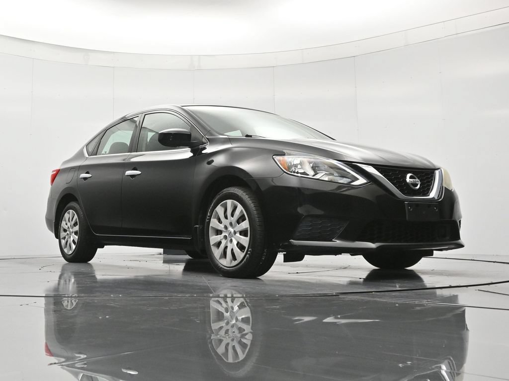 Used 2018 Nissan Sentra S FWD image 39