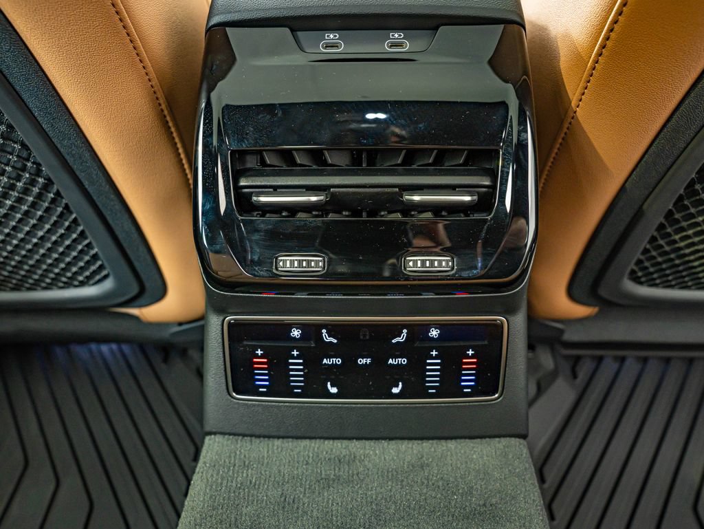New 2026 Audi A6 Premium Plus AWD/4WD image 34