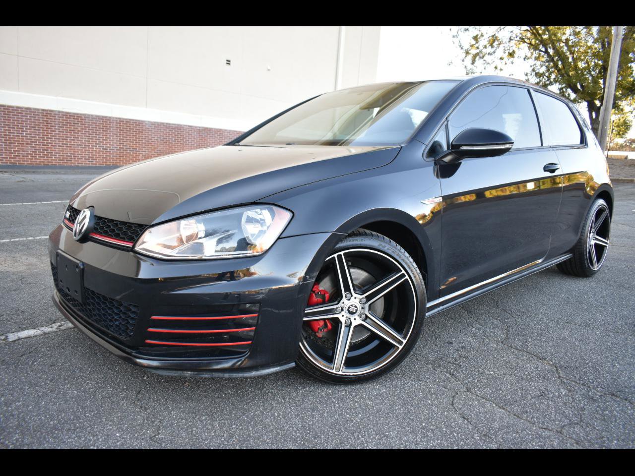 Used 2015 Volkswagen GTI S image 1