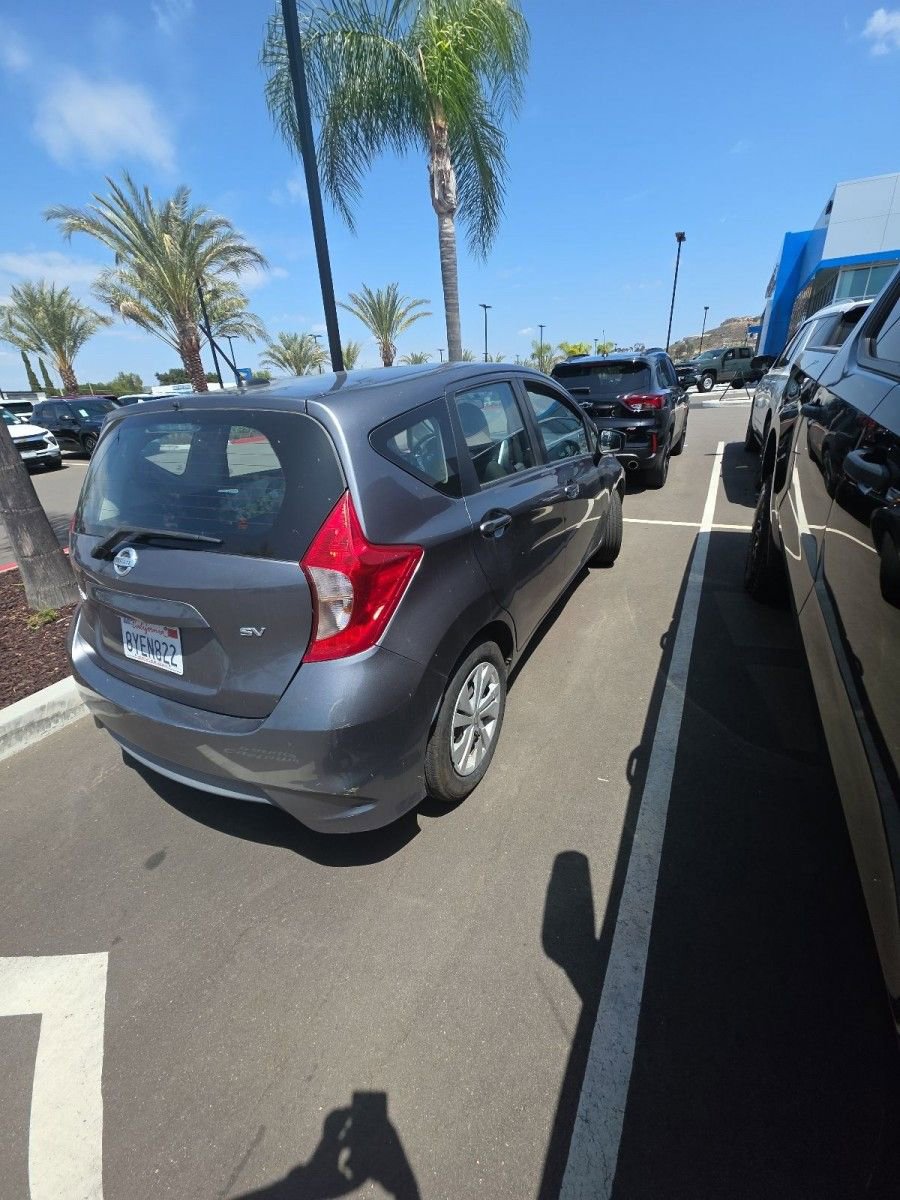 Used 2018 Nissan Versa Note SV FWD image 6