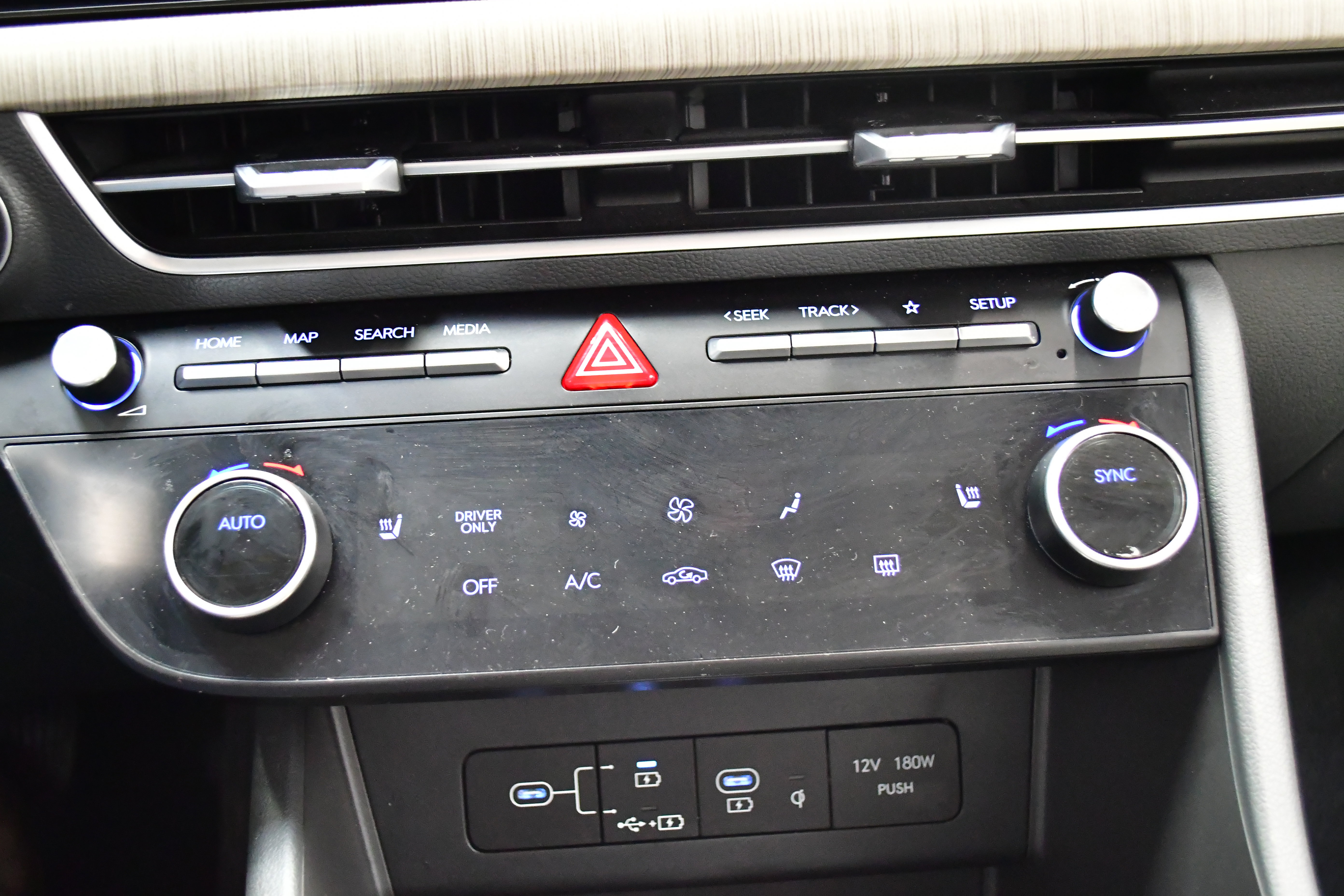 Used 2025 Hyundai Sonata SEL FWD image 25