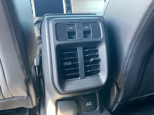 New 2026 Ford Bronco Outer Banks w/ Sasquatch Package AWD/4WD image 21