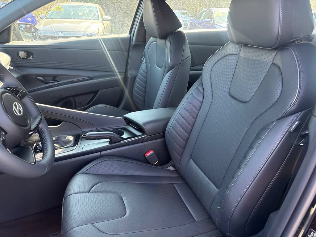 New 2026 Hyundai Elantra SEL Sport FWD image 29