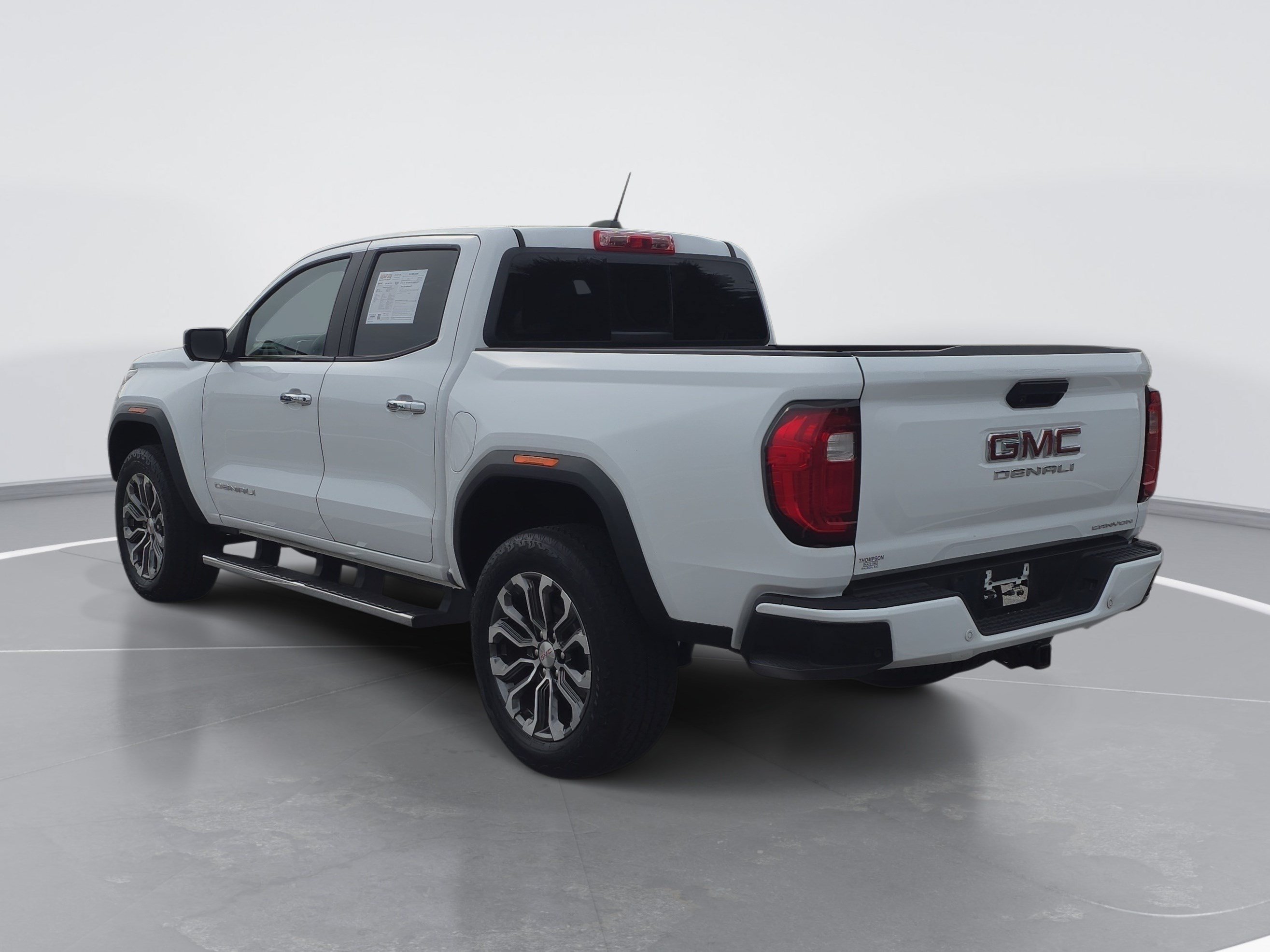 Used 2023 GMC Canyon Denali AWD/4WD image 5
