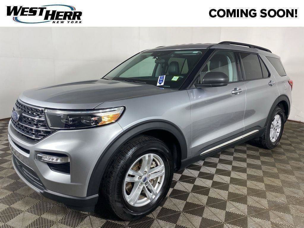 Used 2024 Ford Explorer XLT w/ Equipment Group 202A AWD/4WD image 56