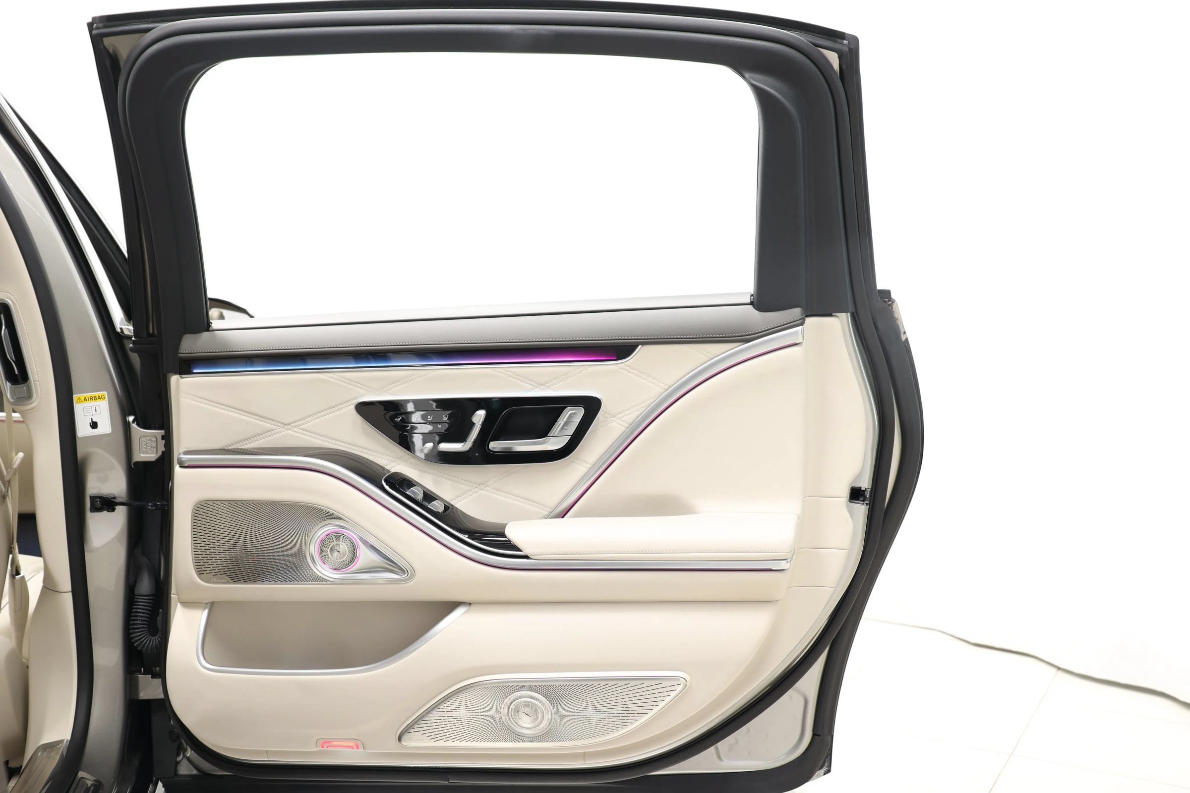 Used 2024 Mercedes-Benz Maybach S 580 4MATIC image 99