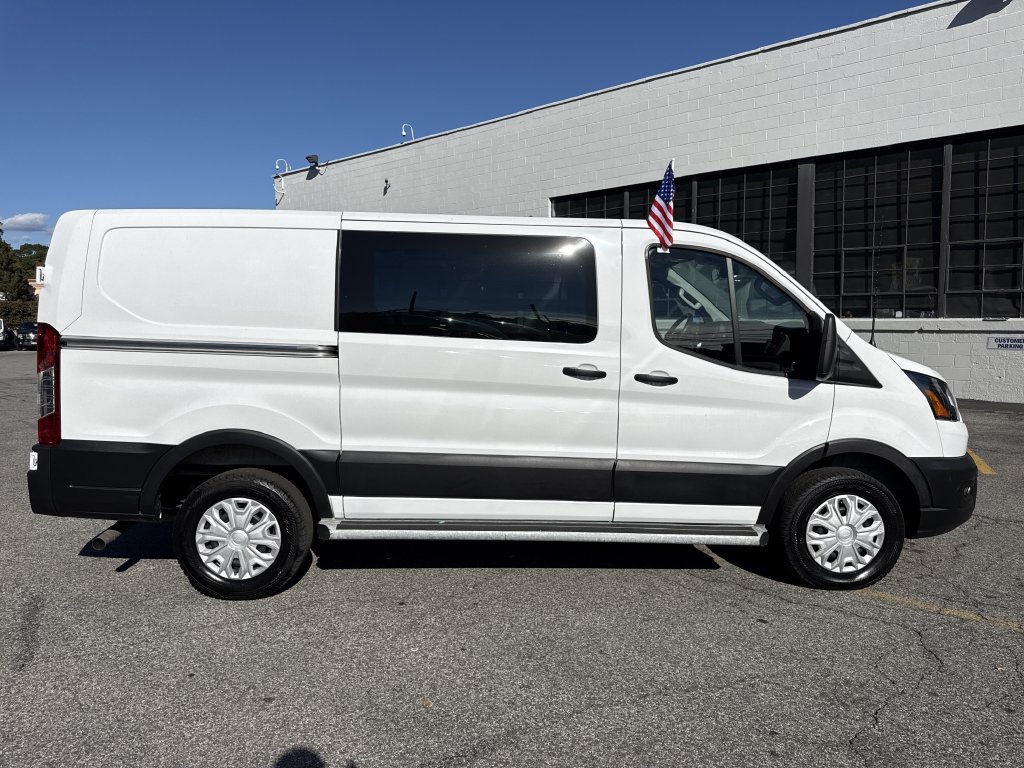Used 2025 Ford Transit 250 Low Roof w/ Exterior Upgrade Package RWD image 3