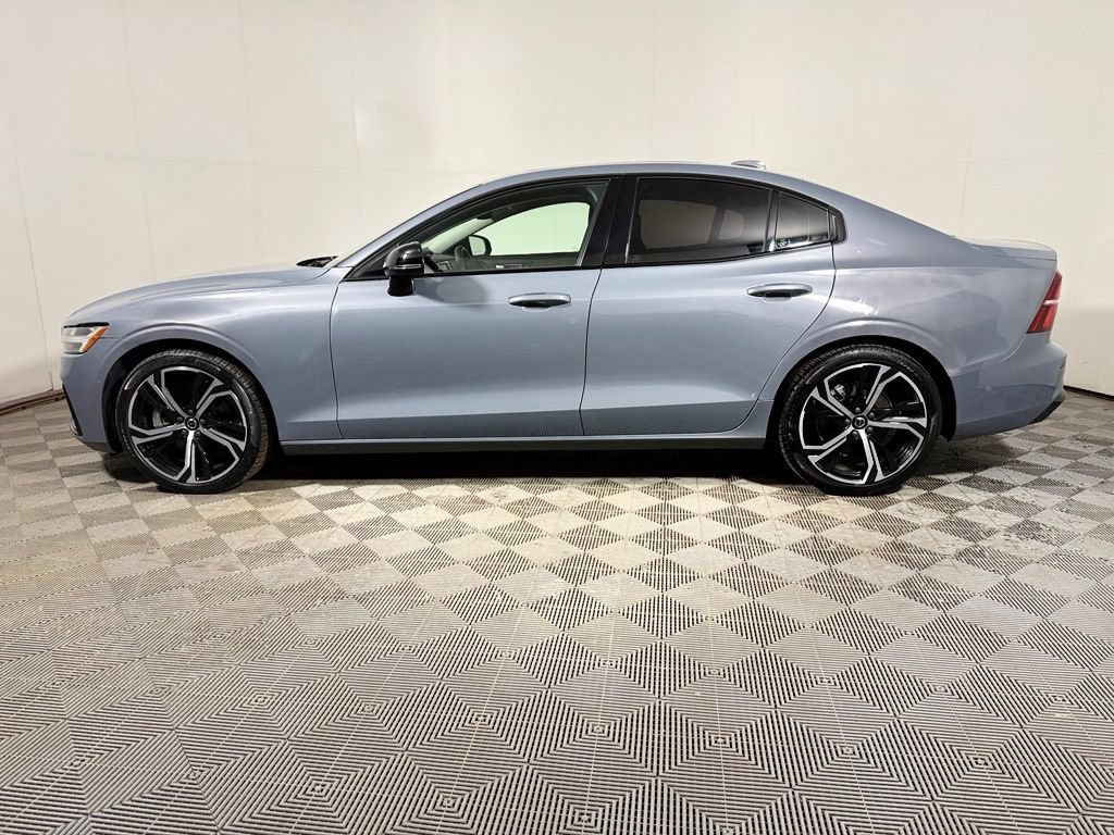 Used 2024 Volvo S60 B5 Plus AWD/4WD image 3