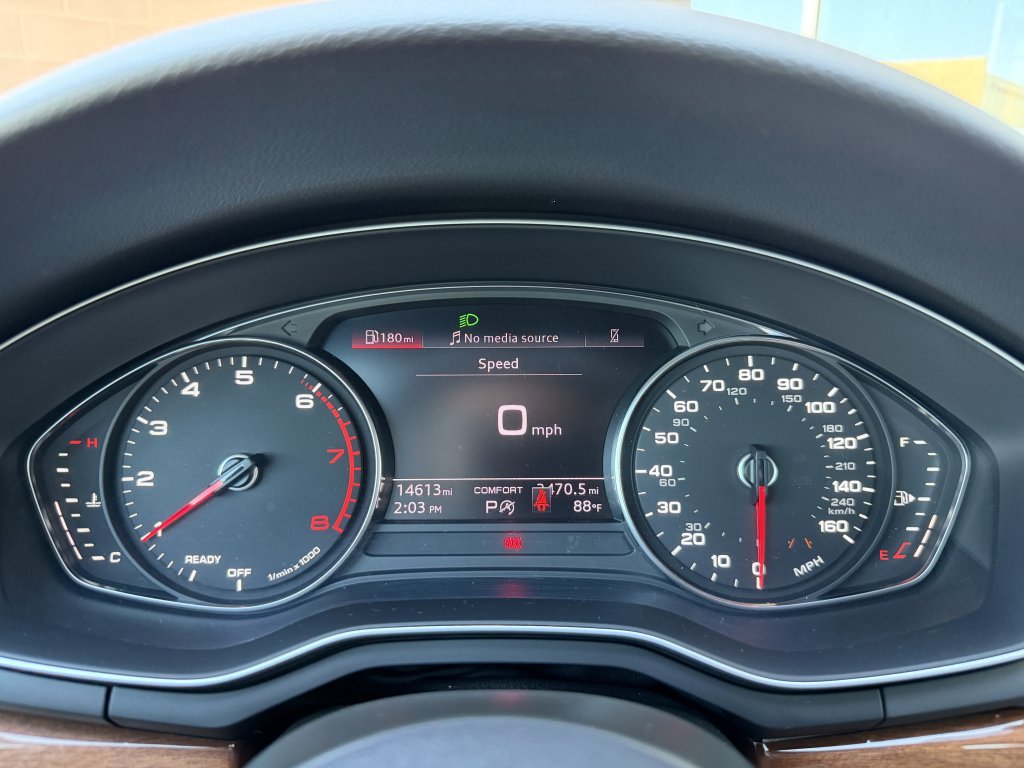 Used 2022 Audi A4 2.0T Premium w/ Convenience Package AWD/4WD image 17