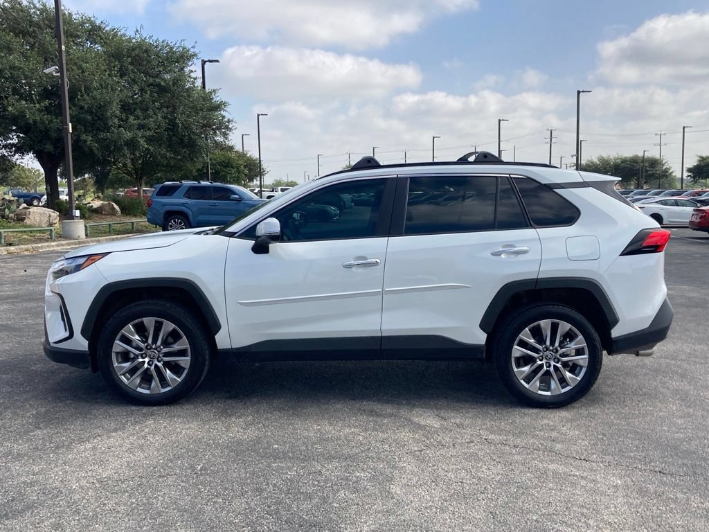 Used 2023 Toyota RAV4 Limited FWD image 8