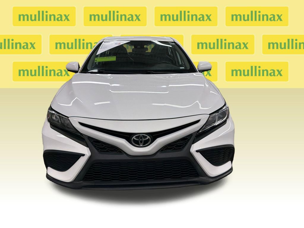 Used 2021 Toyota Camry SE FWD image 15