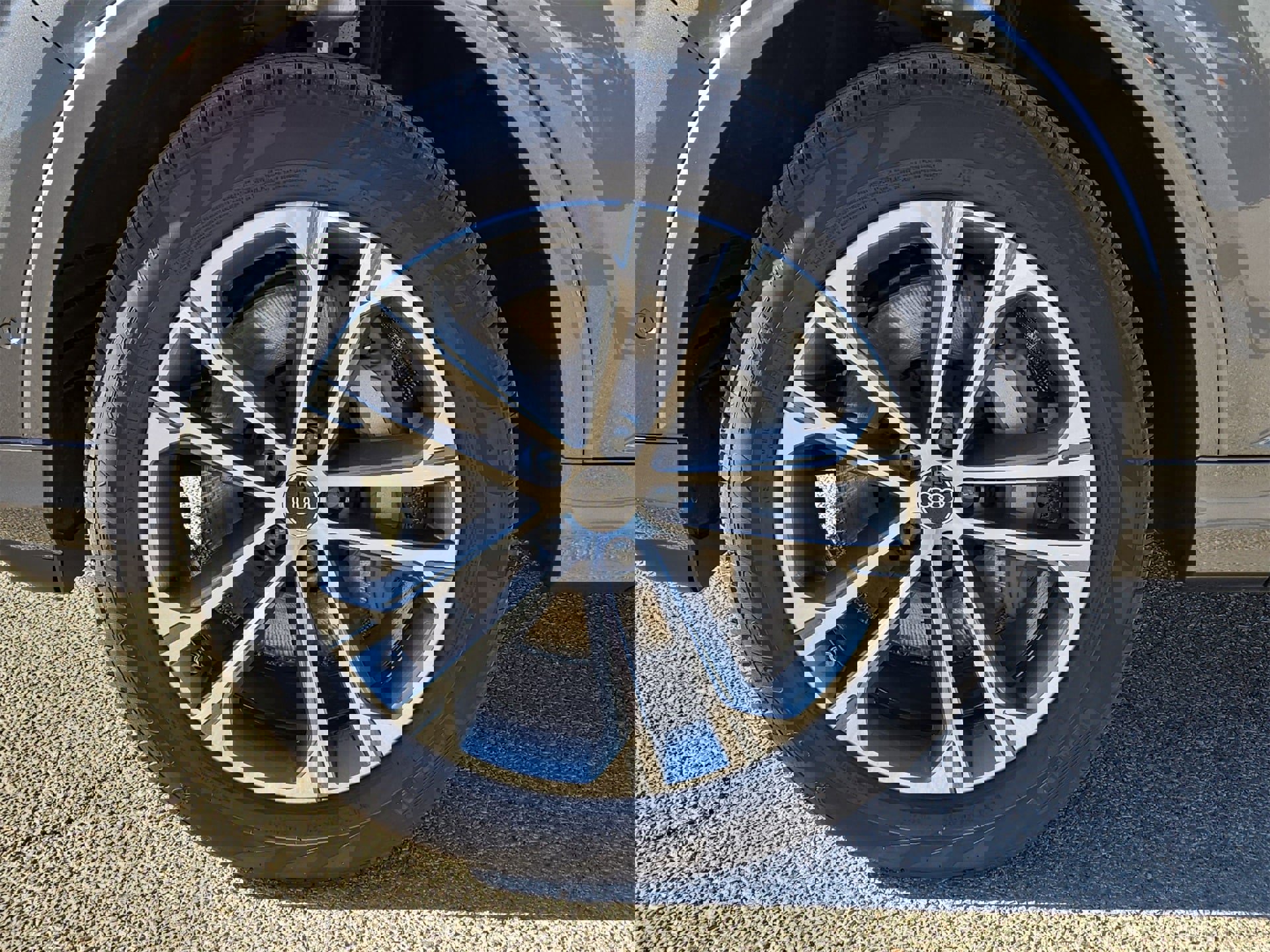 New 2026 Audi Q7 3.0T Premium image 11