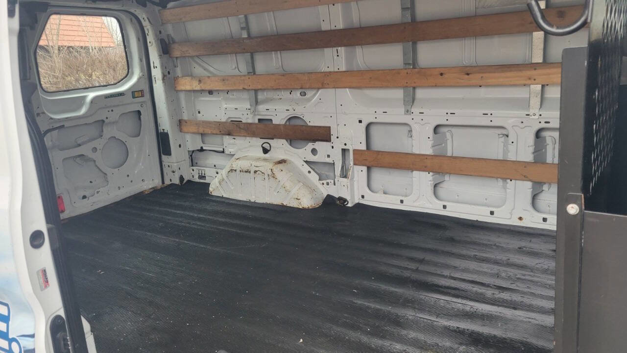 Used 2018 Ford Transit 250 130 Low Roof w/ Exterior Upgrade Package image 3