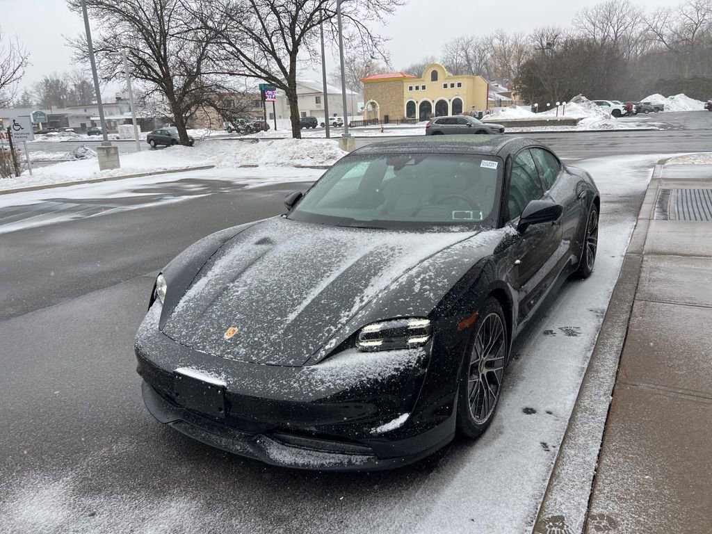 Used 2024 Porsche Taycan image 48