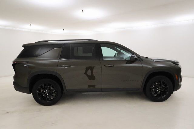 Certified 2024 Chevrolet Traverse LT w/ Enhanced Driving Package image 2