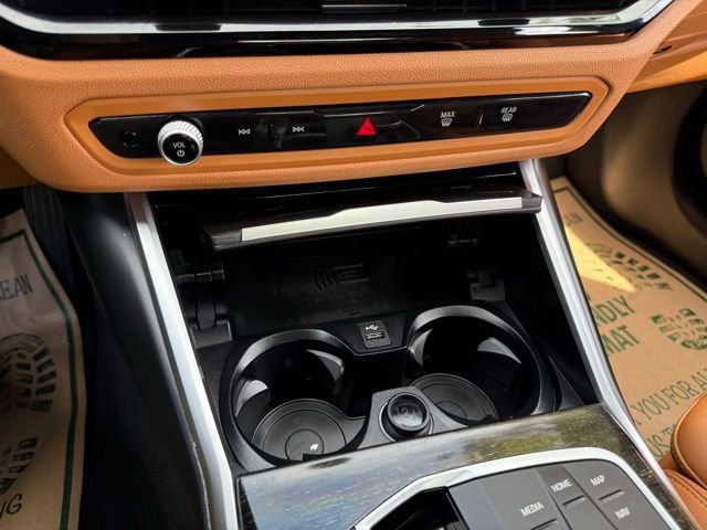 Used 2023 BMW 330e xDrive w/ Premium Package image 32