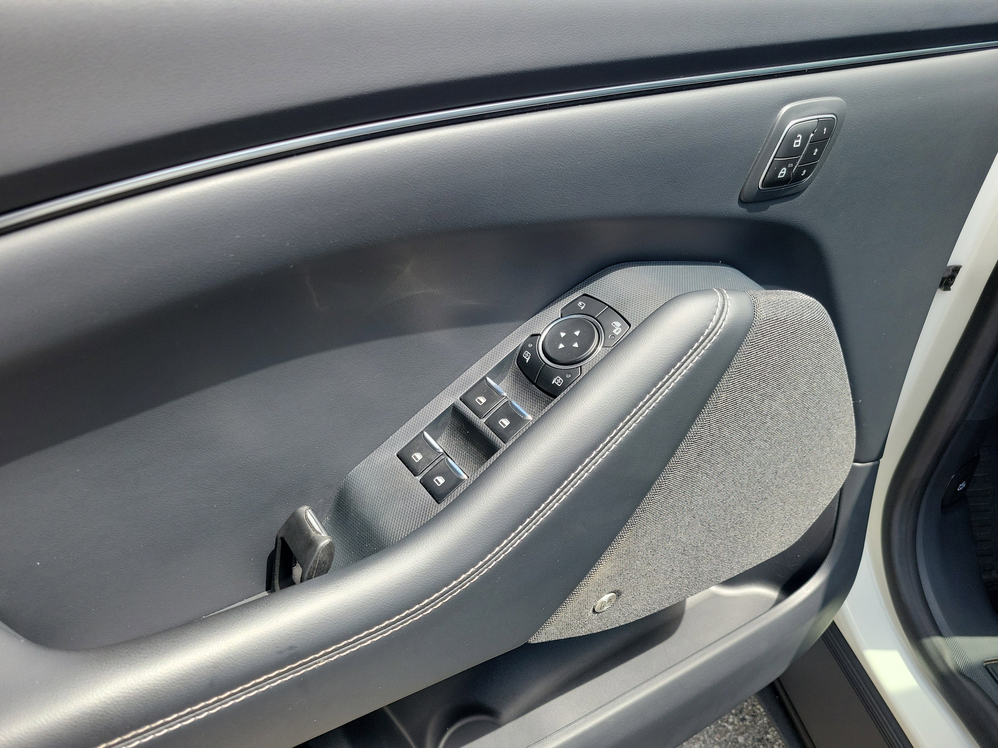 Used 2024 Ford Mustang Mach-E Premium RWD image 17