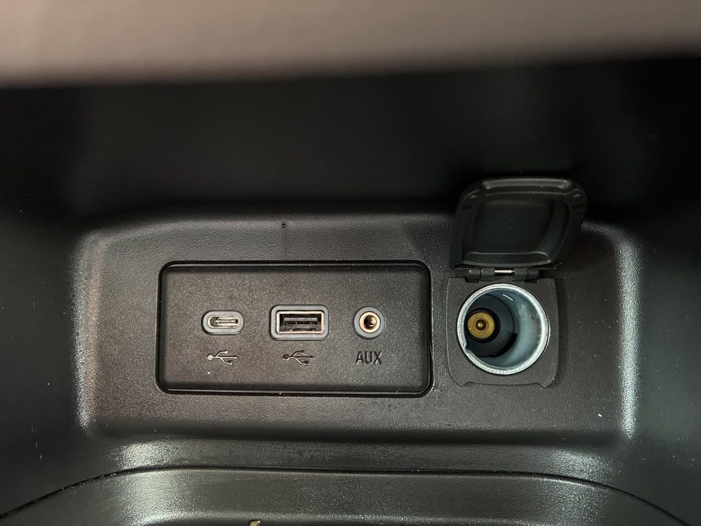 Used 2024 Chevrolet Equinox LS image 23