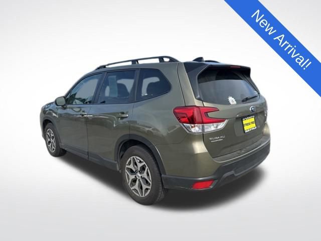 Used 2024 Subaru Forester Premium AWD/4WD image 5