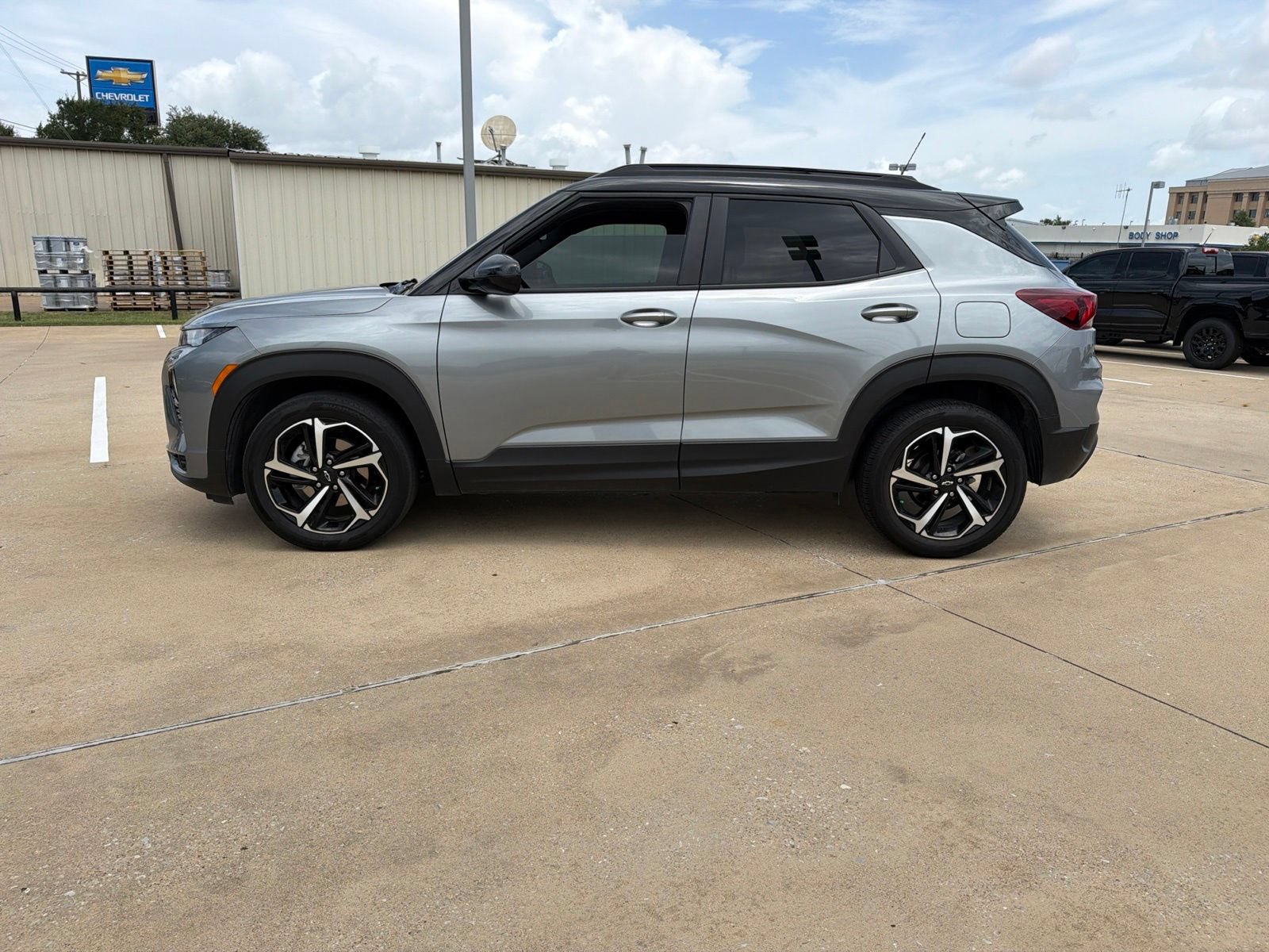 Used 2023 Chevrolet TrailBlazer RS FWD image 5