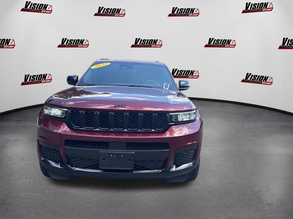 Used 2023 Jeep Grand Cherokee L Laredo AWD/4WD image 2