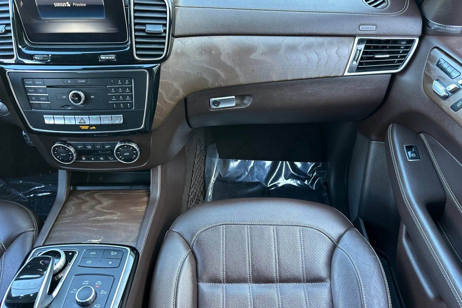 Used 2019 Mercedes-Benz GLS 450 4MATIC image 32