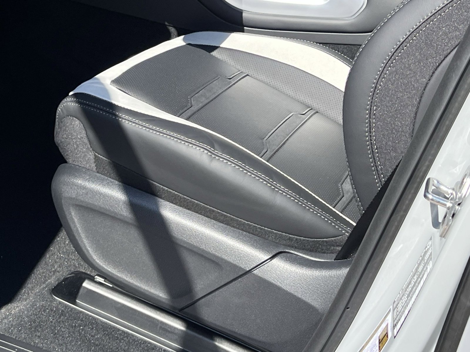 New 2026 Mercedes-Benz GLE 63 AMG S image 12