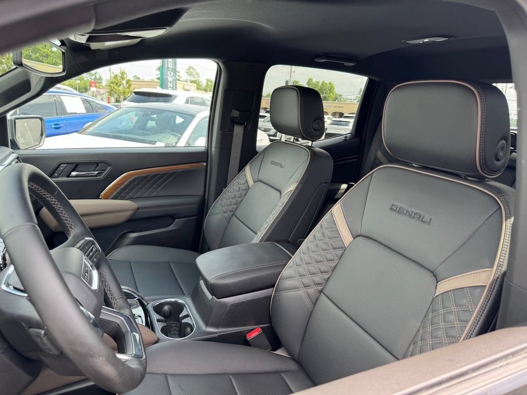 Used 2026 GMC Canyon Denali AWD/4WD image 10