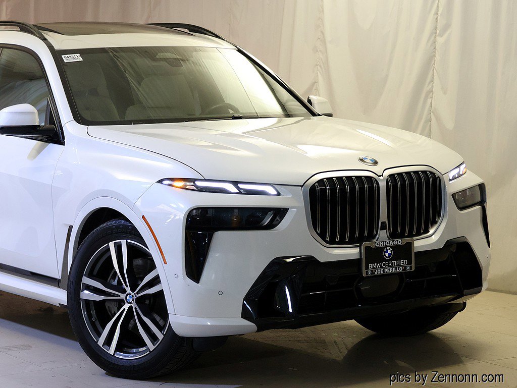 Certified 2024 BMW X7 xDrive40i w/ M Sport Package image 2