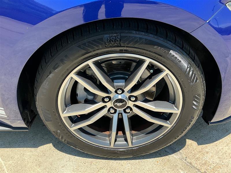 Used 2015 Ford Mustang Premium RWD image 24