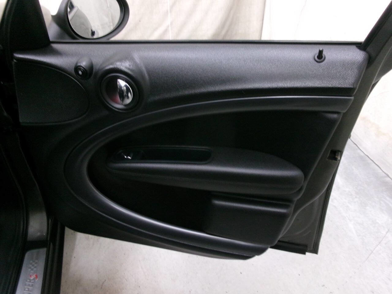 Used 2014 MINI Cooper Countryman S image 26